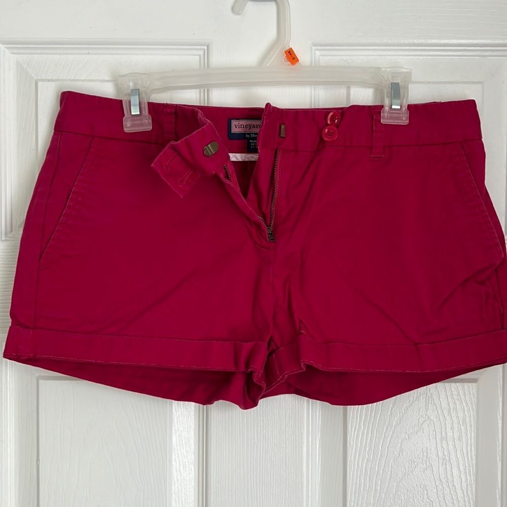 Vineyard Vines Women’s Shorts, Magenta, Sz
10